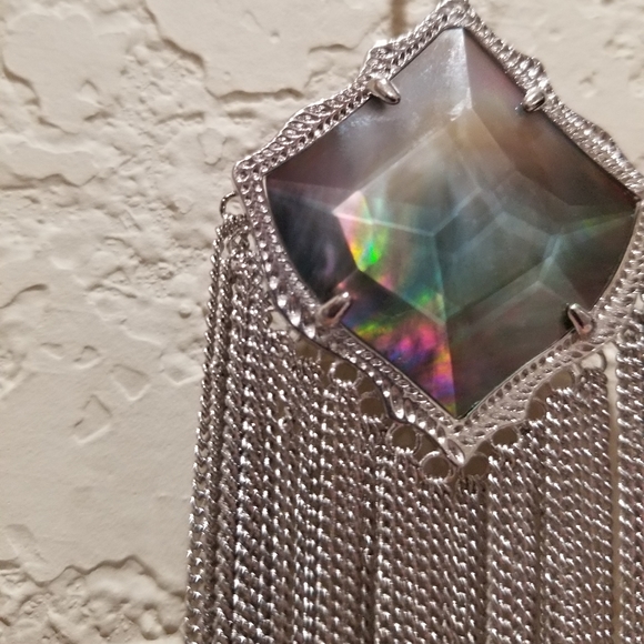 Rare Kendra Scott Black Mother of Pearl Necklace - Picture 4 of 7